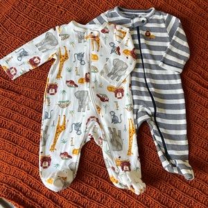 NWOT Carter’s Jungle Footie Pajama set 3M